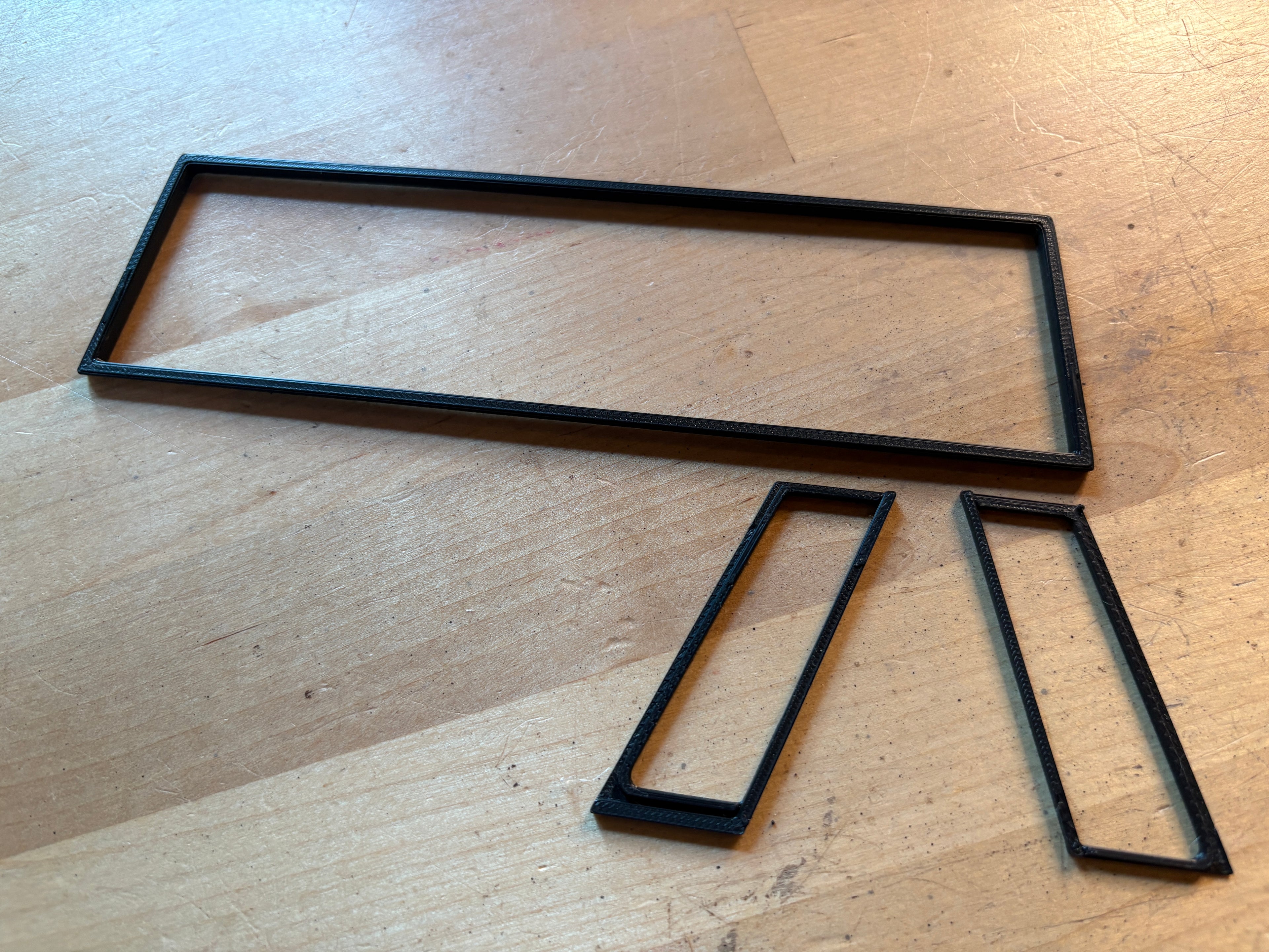 RC 3D Fab Factory 1/10 Scout Kit (Truck Top) for Axial 10.3 coyote and new builders kit. For Basecamp, CJ7 and SR5 need AXI-2997 bumper mount. One week lead time (Copy)